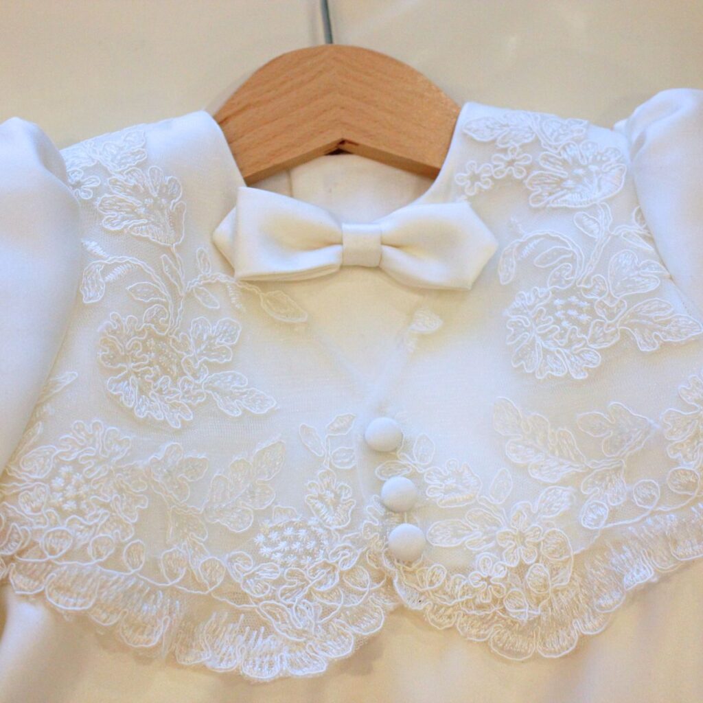 セレモニードレス胸元