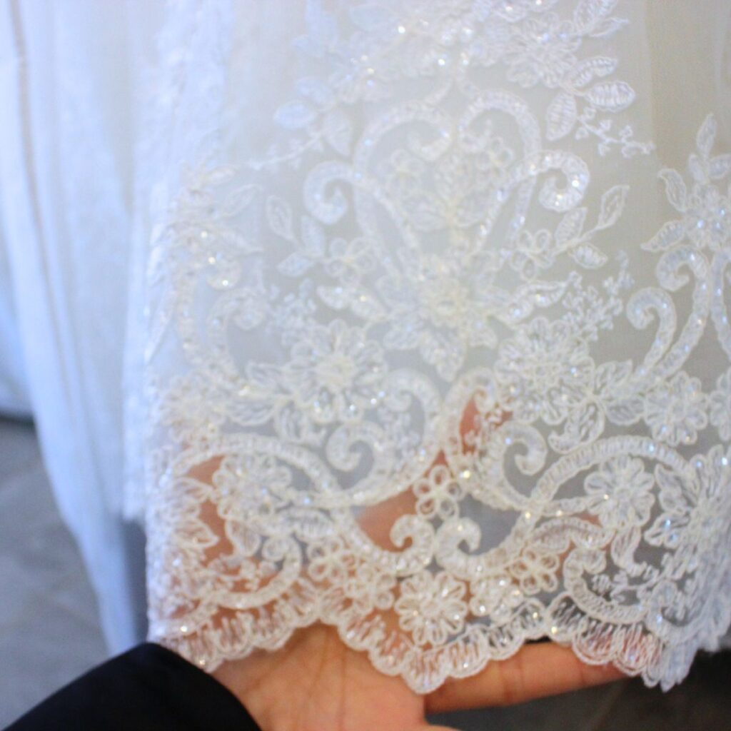 リメイク前のドレスのレース部分