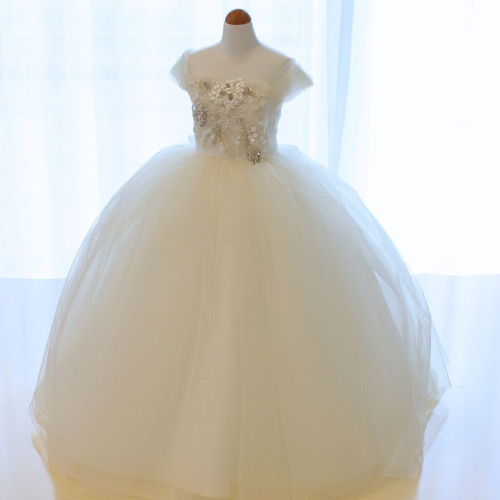 ミニチュアドレス