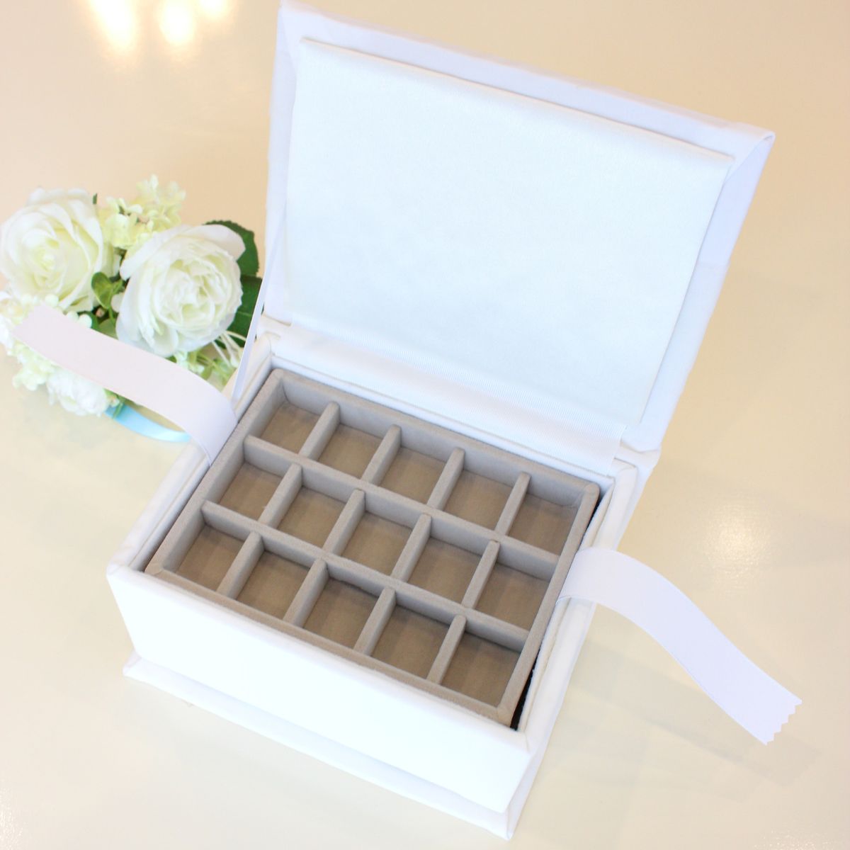 ジュエリーボックスの内側