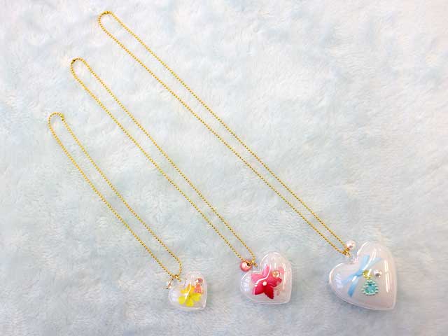 中綿ネックレス