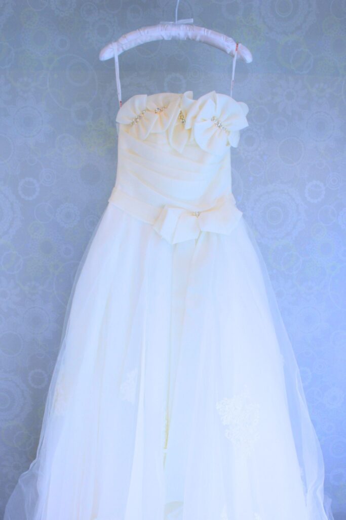 お預かりしたウェディングドレス