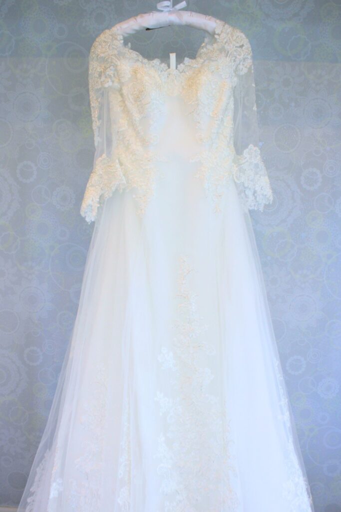 リメイク前のウェディングドレス