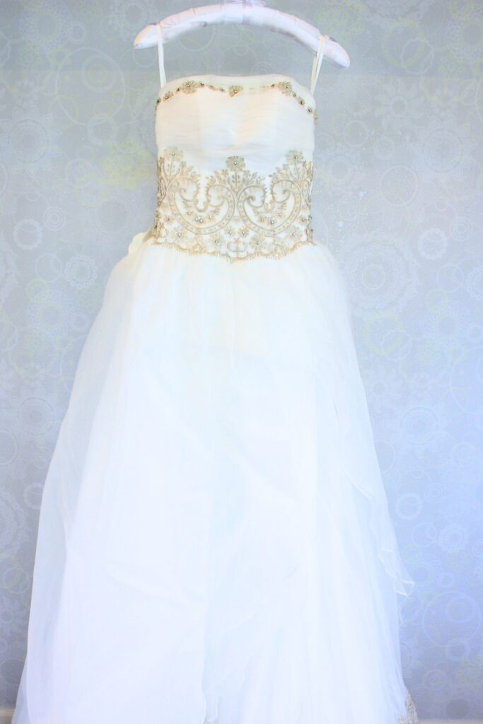 リメイク前のドレス